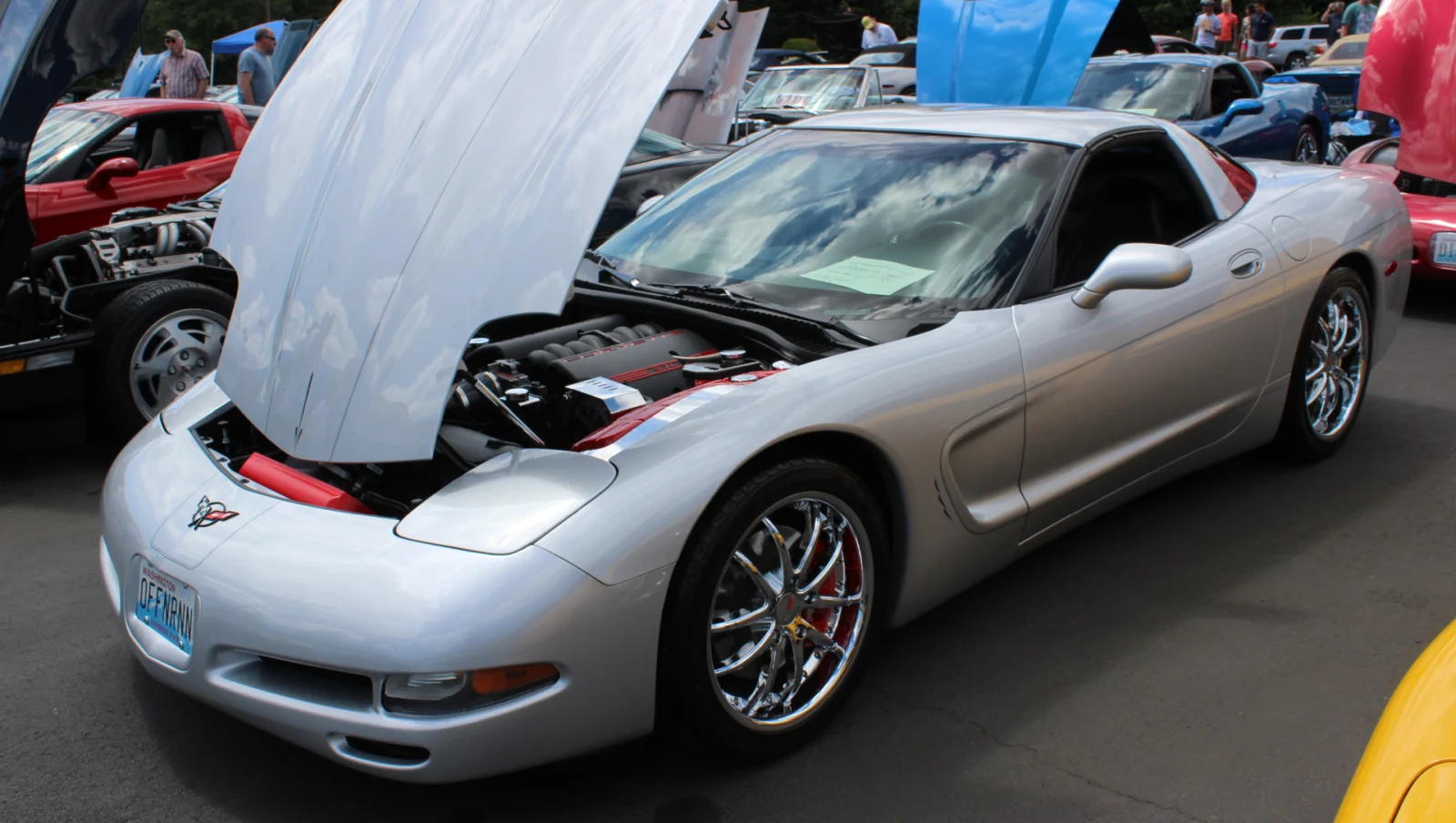 Corvette Generations/C5/C5 Silver.webp